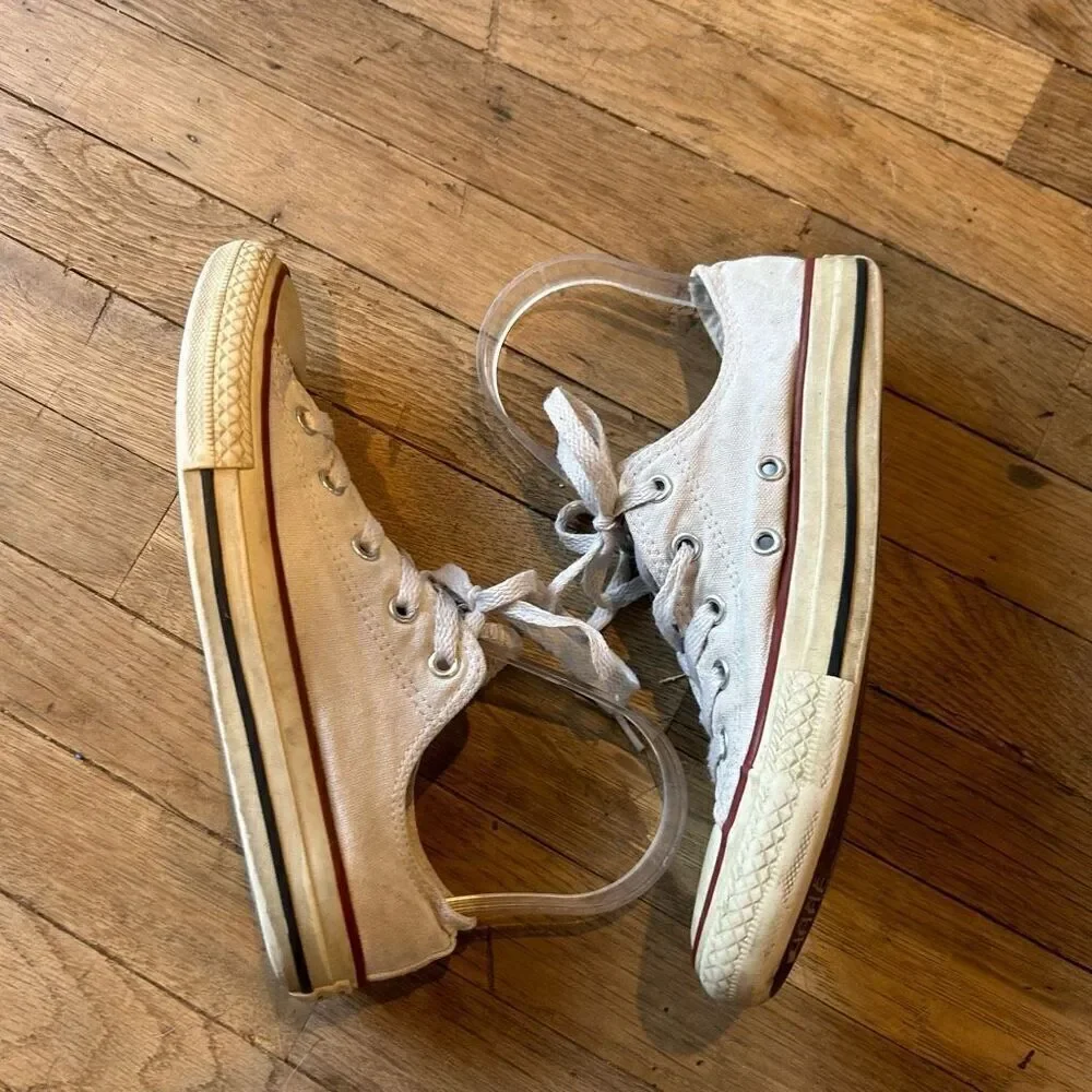 Converse white lace up size 3 sneakers